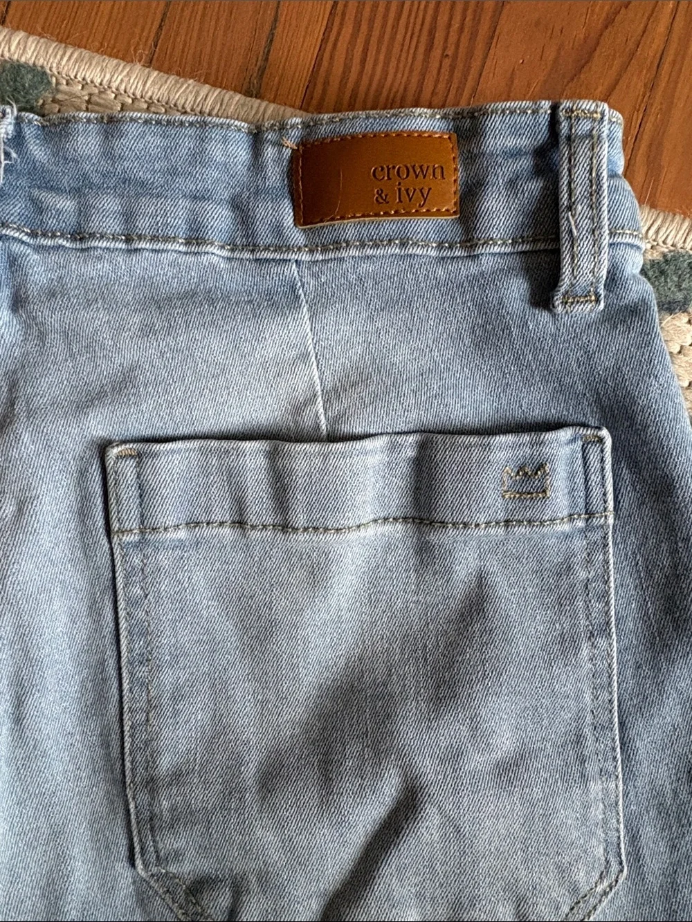 crown & ivy Light Blue Wide-Leg  Jeans size 4